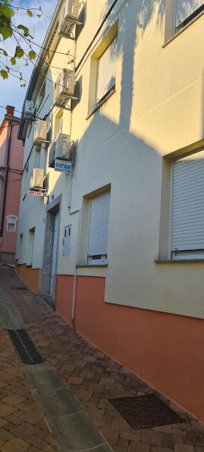 Apartmani Luka Crikvenica Exterior photo